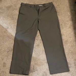 Men’s Haggar cool 18 pro classic golf pants 38/32